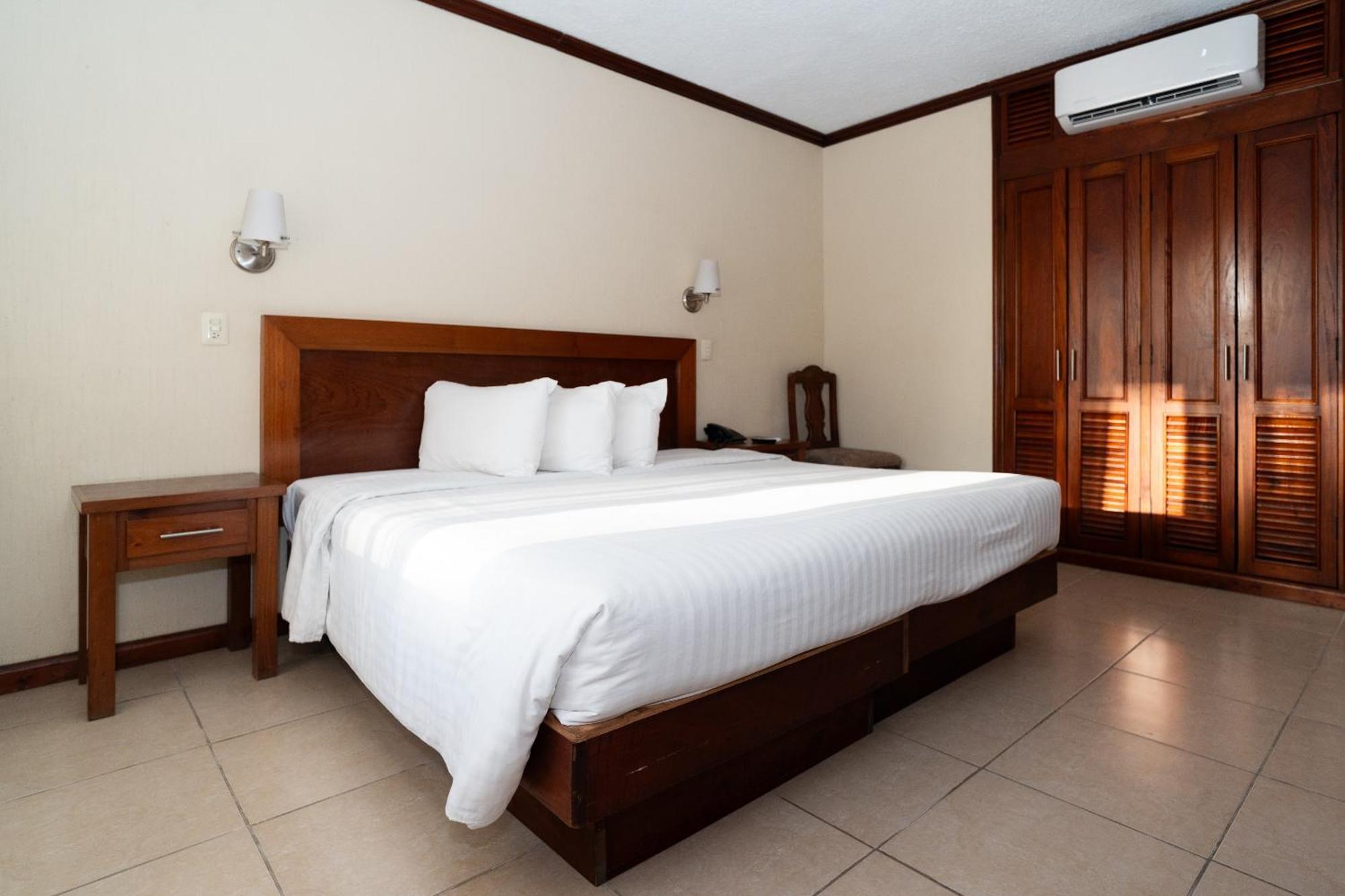 Hotel San Antonio แทมปิโก ภายนอก รูปภาพ